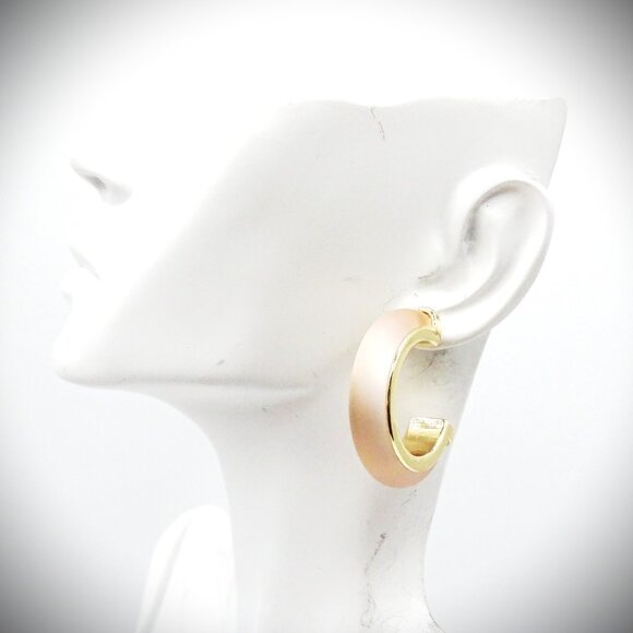 NORDSTROM RACK Gold Plated Blush Color Resin Hoop Earrings - Picture 4 of 8